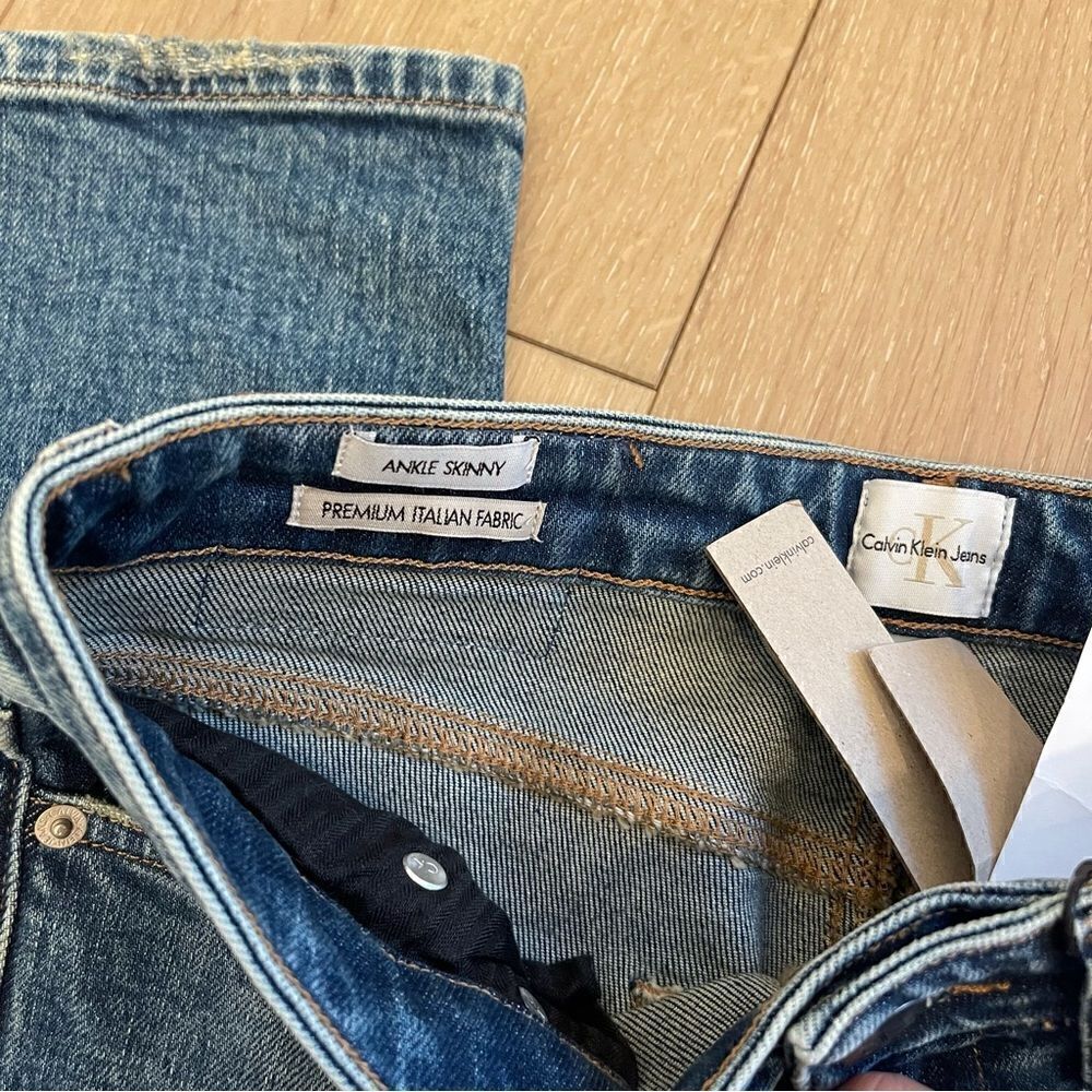 Calvin Klein jeans -Isolation Blue - Picture 4 of 7